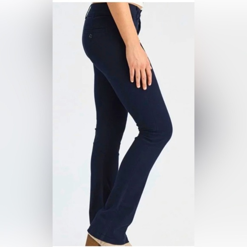 American Eagle Super Stretch X Kick Boot Pant in Navy Blue Size 20